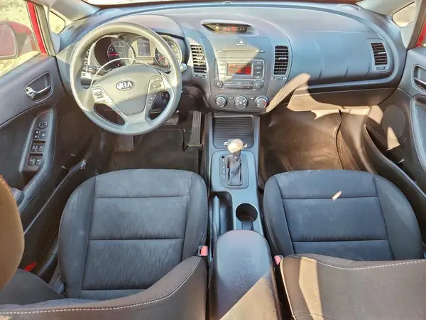 KNAFK4A65G5601509 2016 KIA FORTE - Image 8