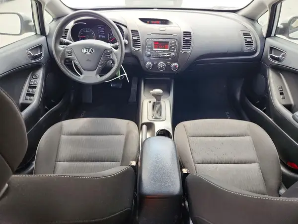 KNAFK4A65G5607004 2016 KIA FORTE - Image 8