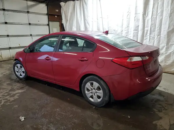 KNAFK4A65G5613367 2016 KIA FORTE - Image 2