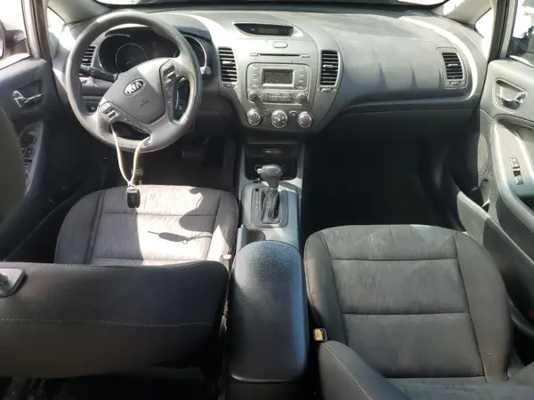 KNAFK4A66G5439440 2016 KIA FORTE - Image 8