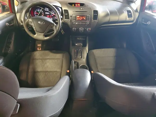 KNAFK4A66G5445609 2016 KIA FORTE - Image 8