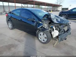KNAFK4A66G5446761 2016 KIA FORTE
