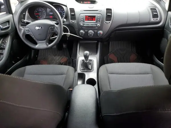 KNAFK4A66G5466587 2016 KIA FORTE - Image 8