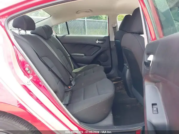 KNAFK4A66G5471532 2016 KIA FORTE - Image 8