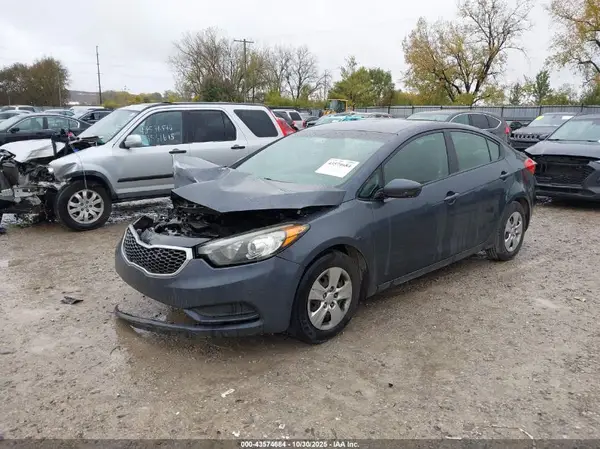 KNAFK4A66G5486709 2016 KIA FORTE - Image 2