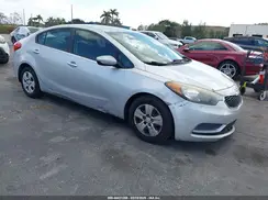 KNAFK4A66G5488671 2016 KIA FORTE