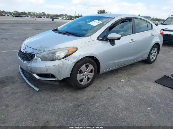 KNAFK4A66G5488671 2016 KIA FORTE - Image 2