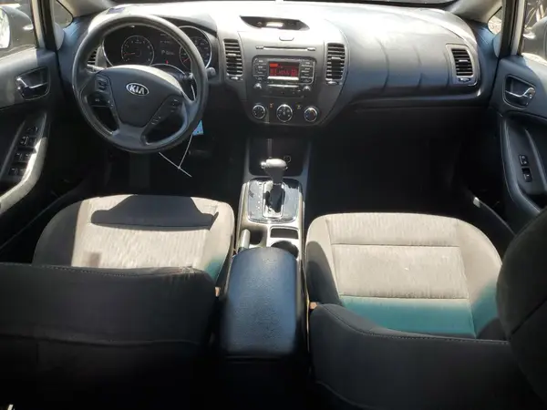 KNAFK4A66G5488685 2016 KIA FORTE - Image 8