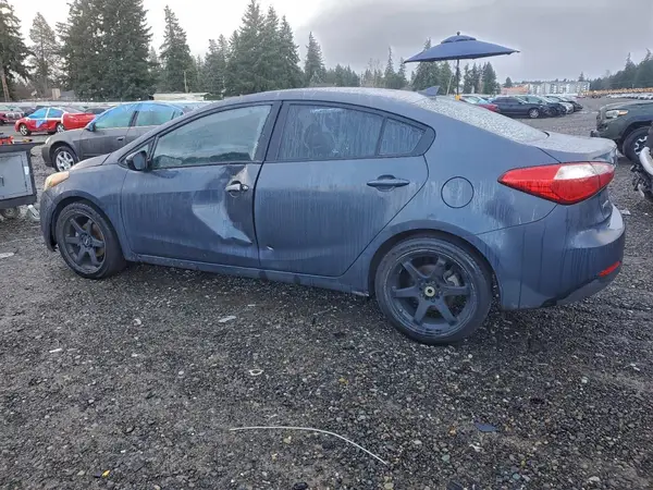 KNAFK4A66G5496379 2016 KIA FORTE - Image 2