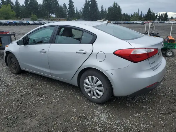 KNAFK4A66G5503282 2016 KIA FORTE - Image 2