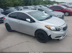 KNAFK4A66G5508529 2016 KIA FORTE