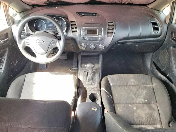 KNAFK4A66G5509177 2016 KIA FORTE - Image 8