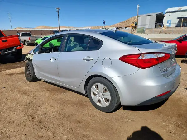 KNAFK4A66G5511513 2016 KIA FORTE - Image 2