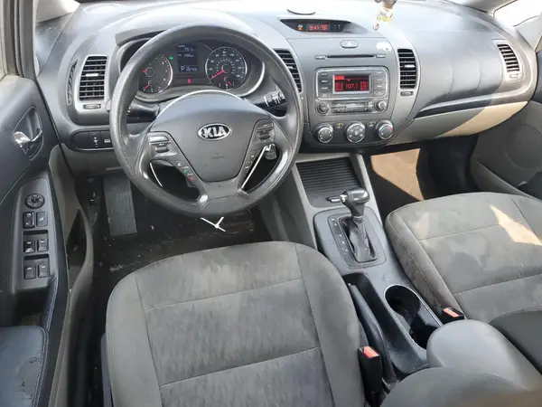 KNAFK4A66G5518011 2016 KIA FORTE - Image 8