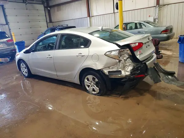 KNAFK4A66G5529736 2016 KIA FORTE - Image 2