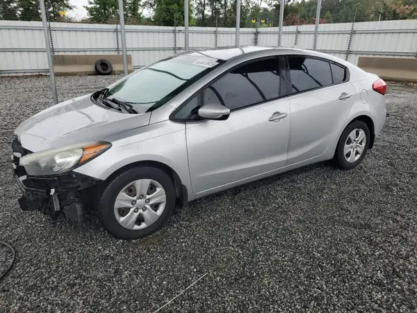 KNAFK4A66G5536539 2016 KIA FORTE - Image 1