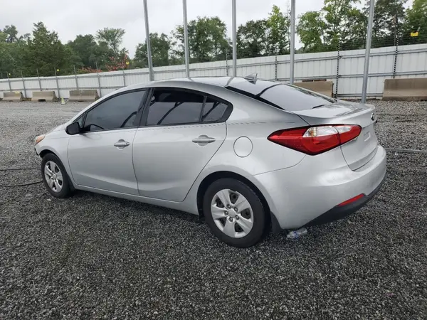 KNAFK4A66G5536539 2016 KIA FORTE - Image 2