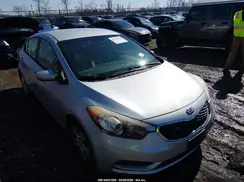 KNAFK4A66G5544124 2016 KIA FORTE