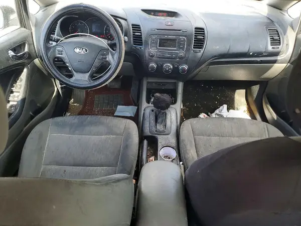 KNAFK4A66G5545158 2016 KIA FORTE - Image 8