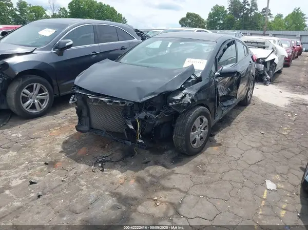 KNAFK4A66G5549369 2016 KIA FORTE - Image 2