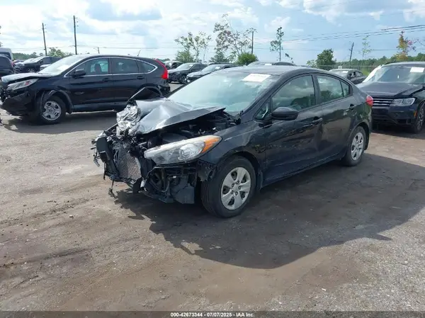 KNAFK4A66G5549386 2016 KIA FORTE - Image 2