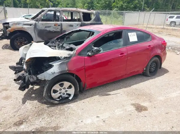 KNAFK4A66G5551994 2016 KIA FORTE - Image 2