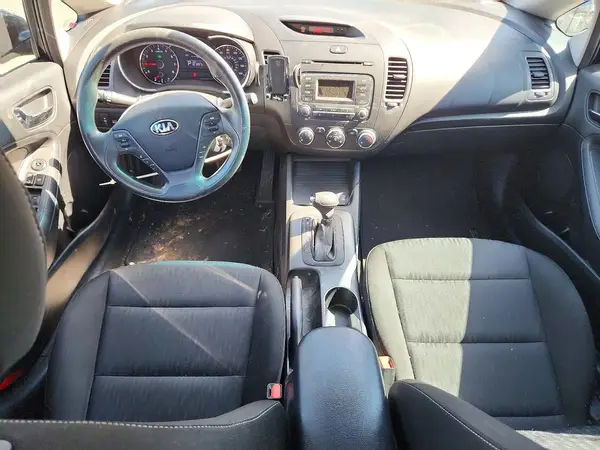 KNAFK4A66G5563711 2016 KIA FORTE - Image 8