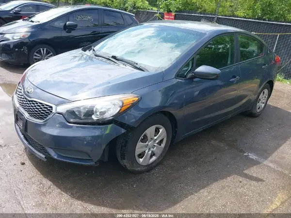 KNAFK4A66G5568813 2016 KIA FORTE - Image 2