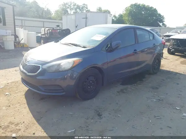 KNAFK4A66G5572599 2016 KIA FORTE - Image 2