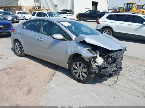 KNAFK4A66G5573784 2016 KIA FORTE - Image 1