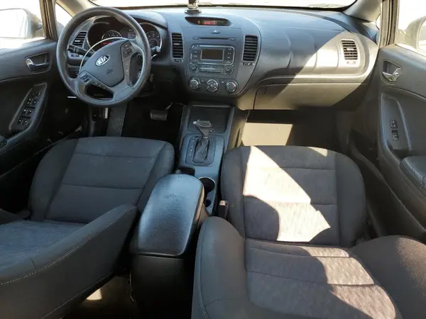 KNAFK4A66G5580007 2016 KIA FORTE - Image 8