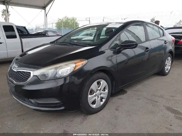 KNAFK4A66G5580833 2016 KIA FORTE - Image 2