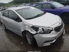 KNAFK4A66G5583005 2016 KIA FORTE