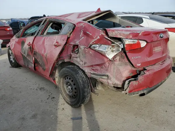 KNAFK4A66G5583618 2016 KIA FORTE - Image 2