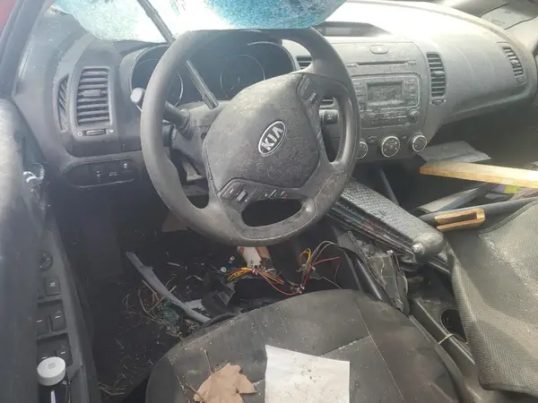 KNAFK4A66G5583618 2016 KIA FORTE - Image 8