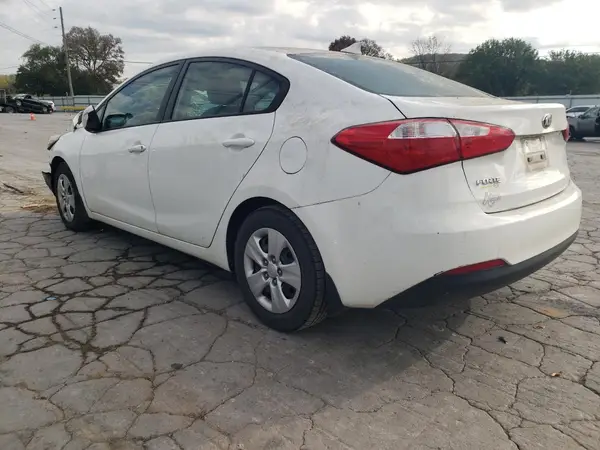 KNAFK4A66G5584283 2016 KIA FORTE - Image 2
