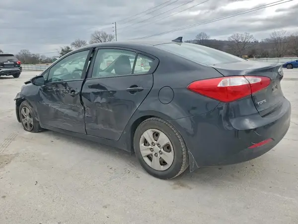 KNAFK4A66G5587474 2016 KIA FORTE - Image 2