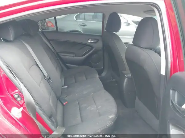 KNAFK4A66G5589323 2016 KIA FORTE - Image 8