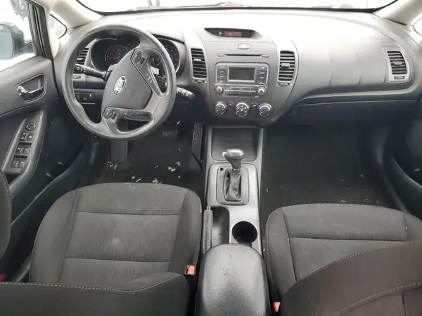 KNAFK4A66G5592299 2016 KIA FORTE - Image 8