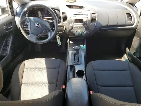 KNAFK4A66G5594408 2016 KIA FORTE - Image 8