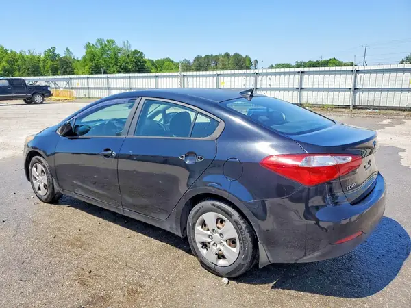 KNAFK4A66G5602636 2016 KIA FORTE - Image 2