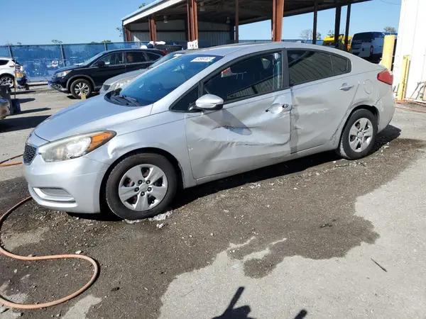 KNAFK4A66G5602698 2016 KIA FORTE - Image 1