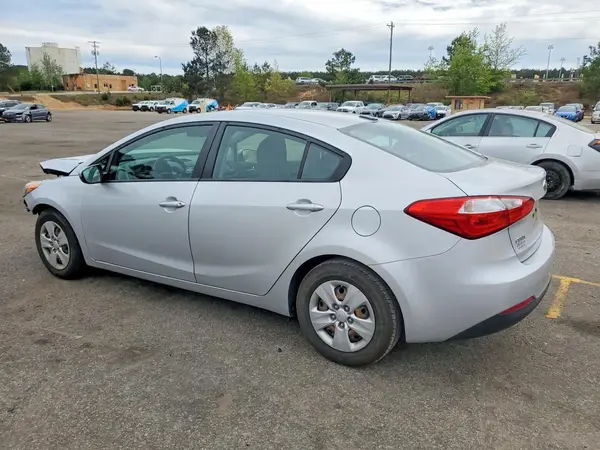 KNAFK4A66G5602751 2016 KIA FORTE - Image 2