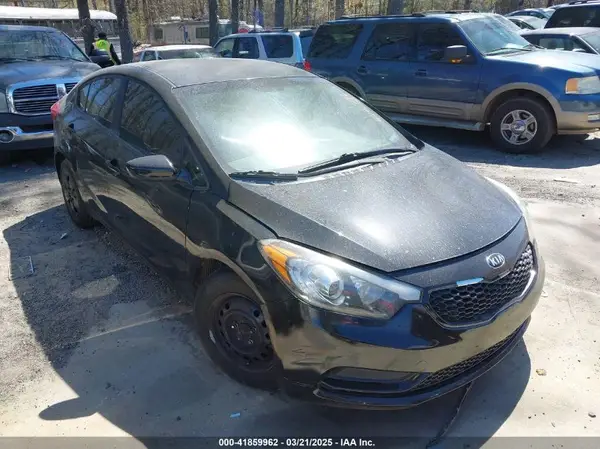 KNAFK4A66G5602796 2016 KIA FORTE - Image 1