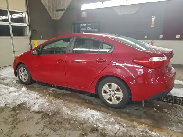KNAFK4A66G5610770 2016 KIA FORTE - Image 2