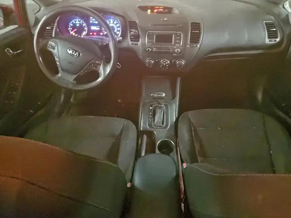 KNAFK4A66G5610770 2016 KIA FORTE - Image 8