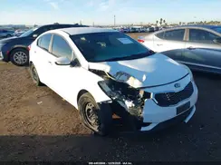 KNAFK4A66G5611840 2016 KIA FORTE