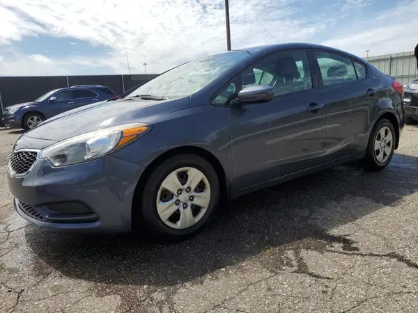 KNAFK4A66G5612227 2016 KIA FORTE - Image 1