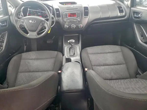 KNAFK4A66G5613121 2016 KIA FORTE - Image 8