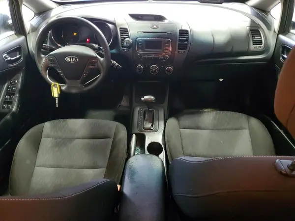 KNAFK4A66G5613197 2016 KIA FORTE - Image 8